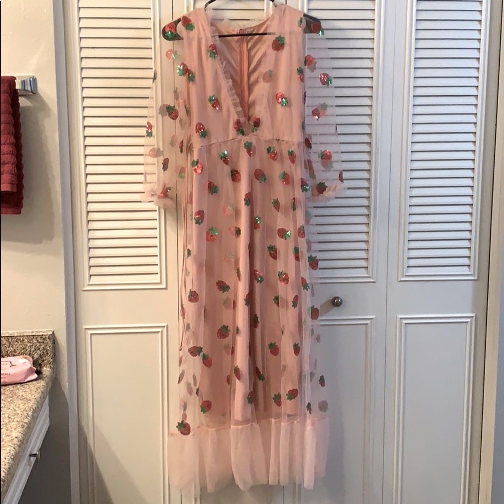 Sequins strawberry dress